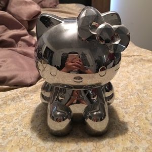 Hello Kitty accessory holder
