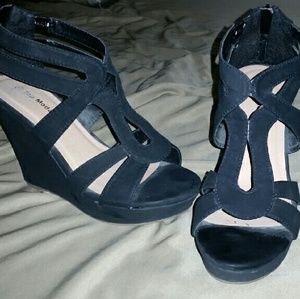 Wedges 🌷🌷🌷🌷