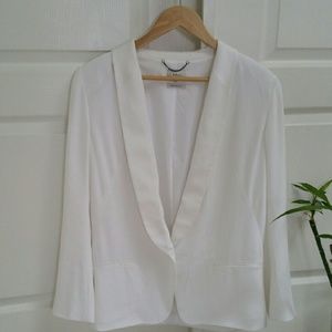 Aritzia white blazer - size 10