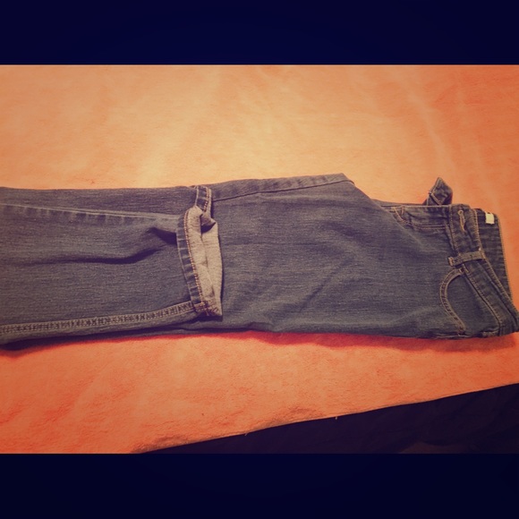 2 pairs of forever21 jeans