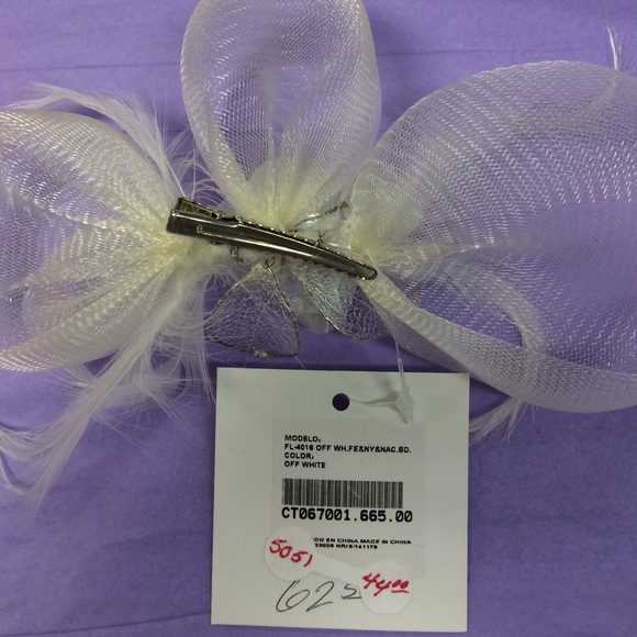 Bridal hair clip