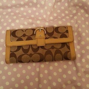 Coach wallet