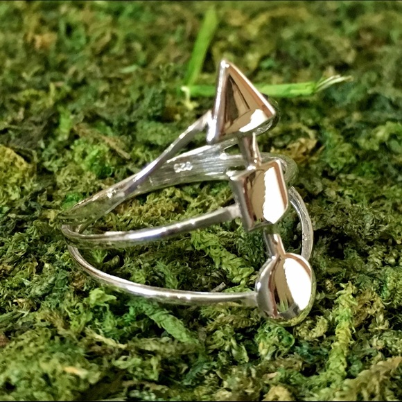🎉HP! Sterling Silver Geometric Triple Ring - Picture 2 of 4