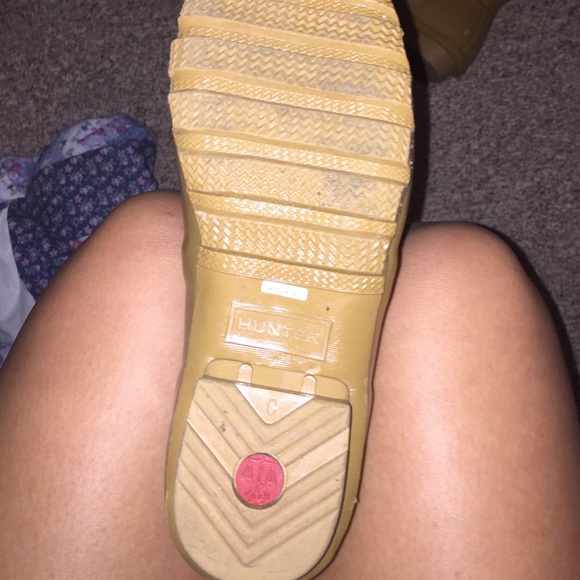 CARAMEL HUNTER BOOTS - Picture 3 of 3