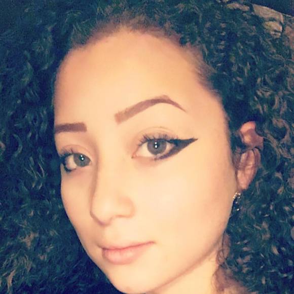 Meet your Posher, Chelsea