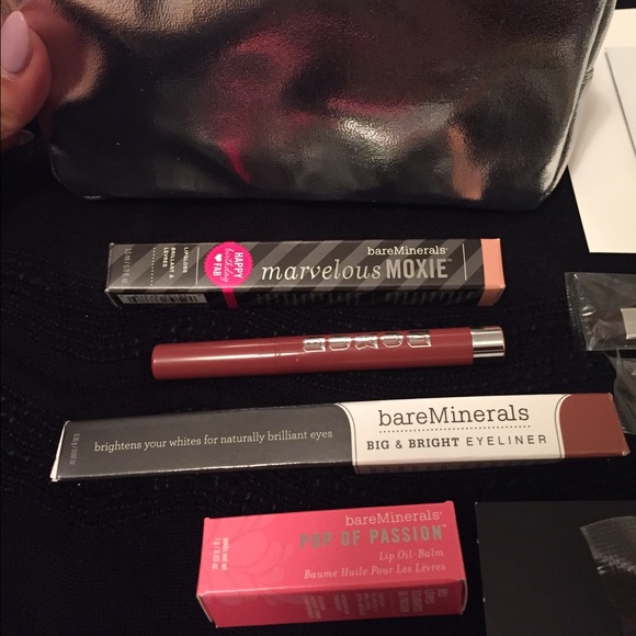 bareMinerals Bundle 9 Pieces ✨✨ - Picture 2 of 4