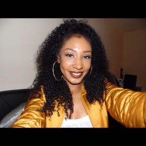 Meet your Posher, Briana