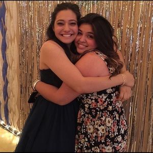 Meet your Posher, Danielle