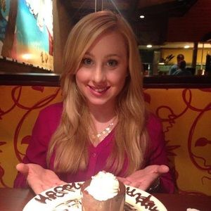 Meet your Posher, Stephanie