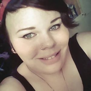 Meet your Posher, Becca