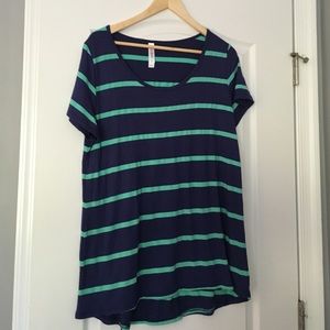 Lularoe perfect tee