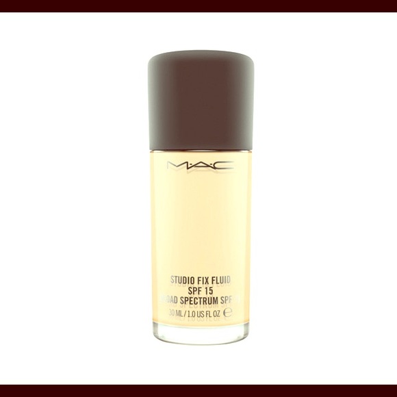New MAC Studio Fluid Fix Foundation NC25