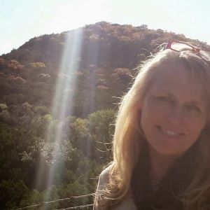 Meet your Posher, Brenda