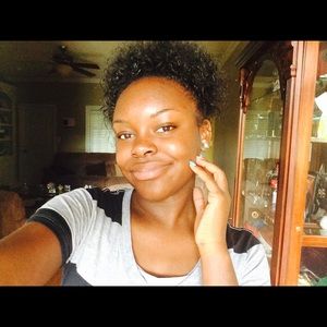 Meet your Posher, Gerena