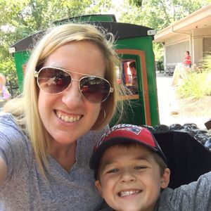 Meet your Posher, Christie