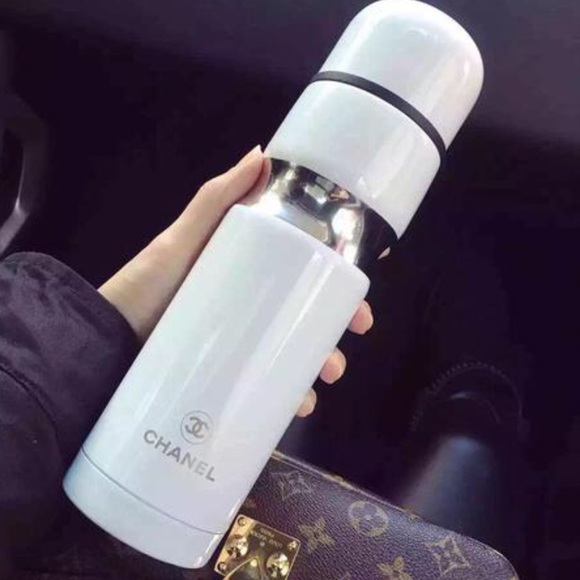 Chanel sold!!!! - Picture 3 of 3