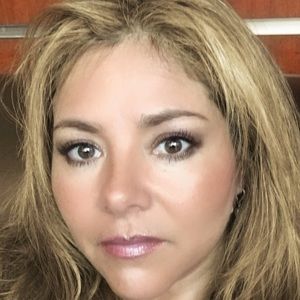 Meet your Posher, Monica