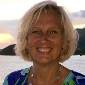 Meet your Posher, Suzanne