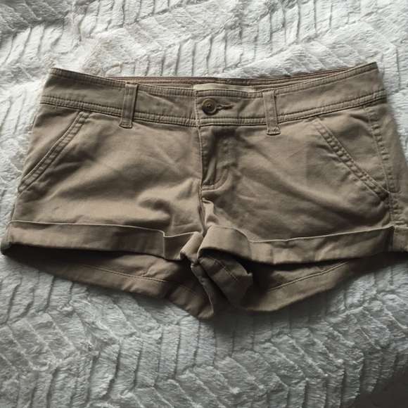 Hollister tan shorts