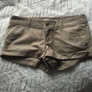 Hollister tan shorts