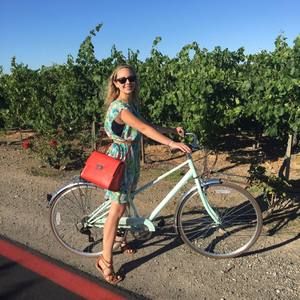 Meet your Posher, Becca