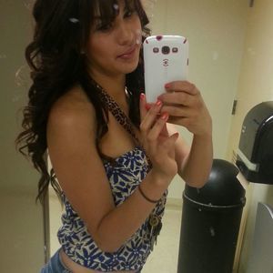 Meet your Posher, Melissa