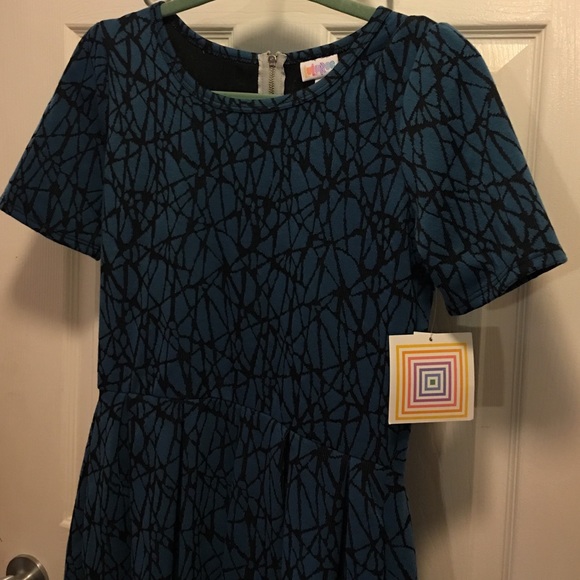Lularoe Amelia (M)