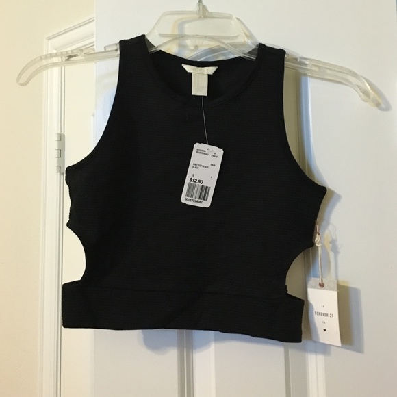 Forever 21 Tops - Forever 21 crop top