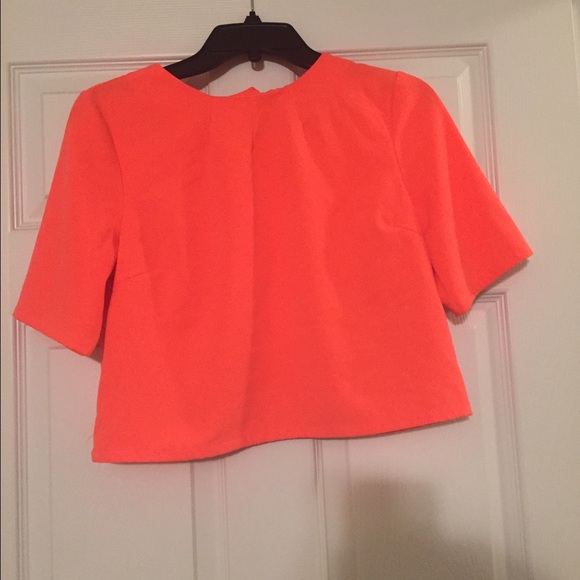 Coral Cropped Blouse - Picture 1 of 2