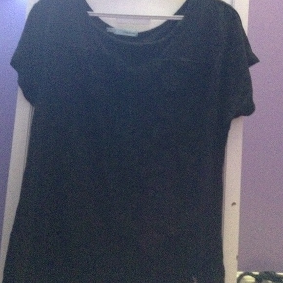 Black shirt