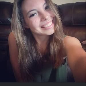 Meet your Posher, Kayla