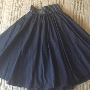 🎗🎗EShaki full skirt with pockets.