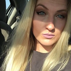 Meet your Posher, Mikayla