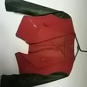 A body central jacket. New without tag.