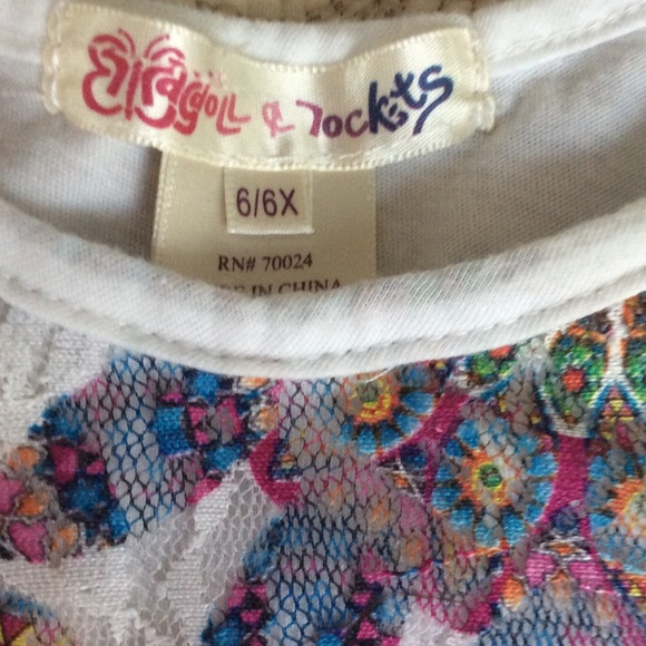 Ragdoll and Rockets lace top. - Picture 2 of 3