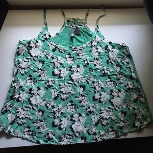 Floral crop top!
