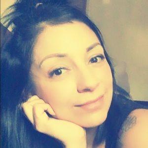 Meet your Posher, Gabrielle