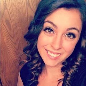 Meet your Posher, Kaitlin