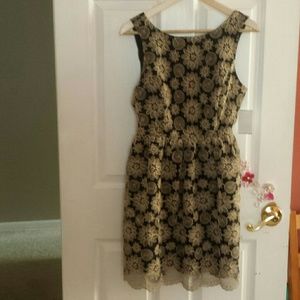Nordstrom Dress Everleigh Gold Stiched