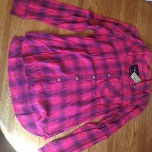 American eagle plaid button up