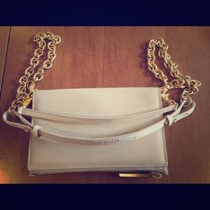 Dagne Dover Clutch in Linen