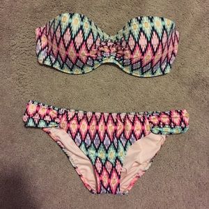 Victoria's Secret Knock Out Bikini bottoms