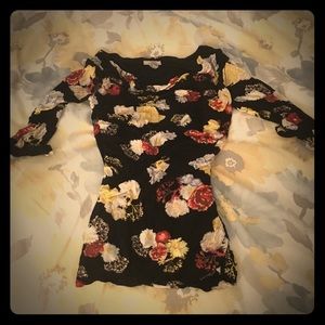 Pretty Floral Top!