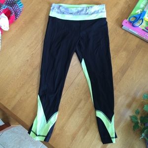 Lululemon Cropped pants