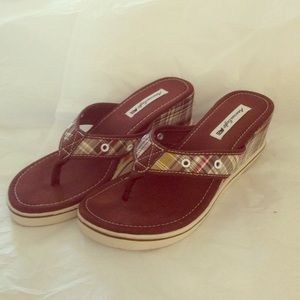 American Eagle Wedges