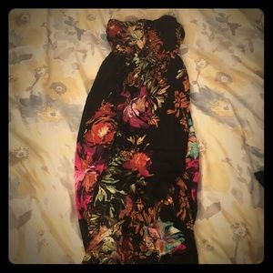Floral Maxi Dress!