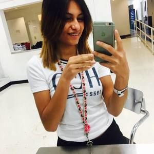 Meet your Posher, Perla