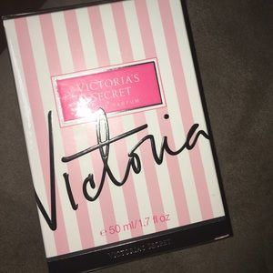 Brand new vs perfume "Victoria"