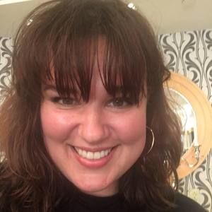 Meet your Posher, Holly