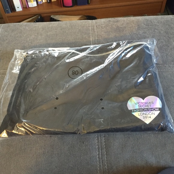 Victoria secret foldable duffle